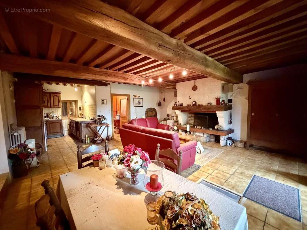 Maison à ARLEUF
