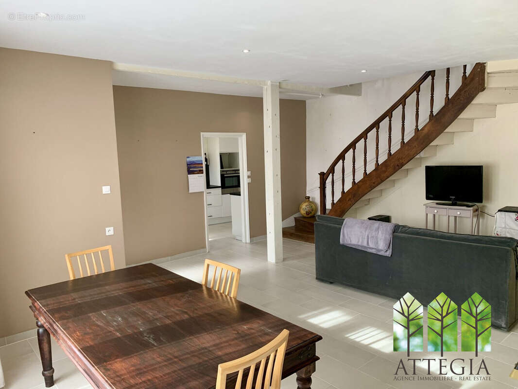 Maison à SAINT-SILVAIN-SOUS-TOULX