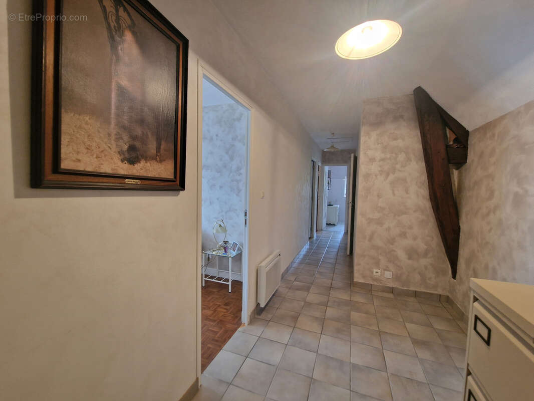 Turenne Maison en pierre rénovée - photo 16