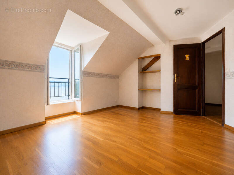 À vendre, maison de charme à 25 minutes de Paris, 6 pièces LE MEE SUR SEINE VILLAGE (77) - photo 13