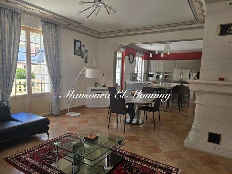 Maison à CHAMBRAY-LES-TOURS