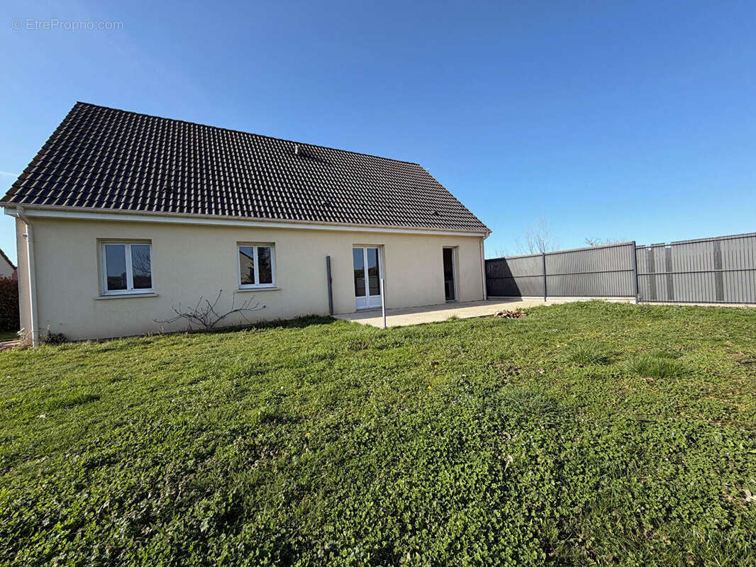 Maison à GRAVIGNY
