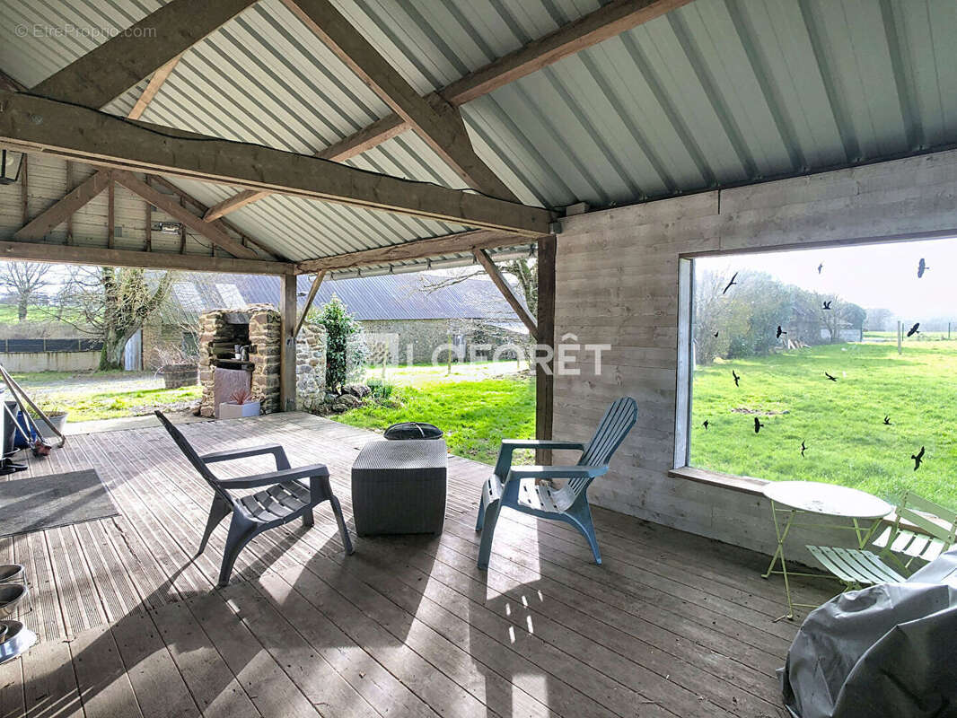 Maison à MAURE-DE-BRETAGNE