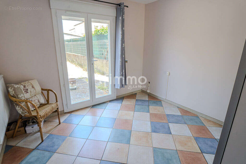 Maison familiale 4 chambres, garage et jardin - Carcassonne St G - photo 9