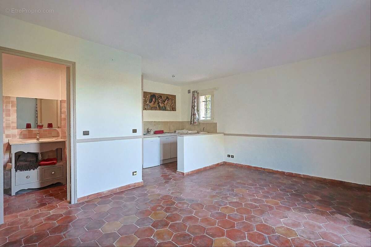 Maison à BIOT