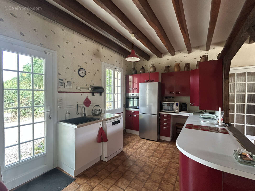 Propriété de 7473 m2 située au calme : maison avec dépendance et étang - photo 8