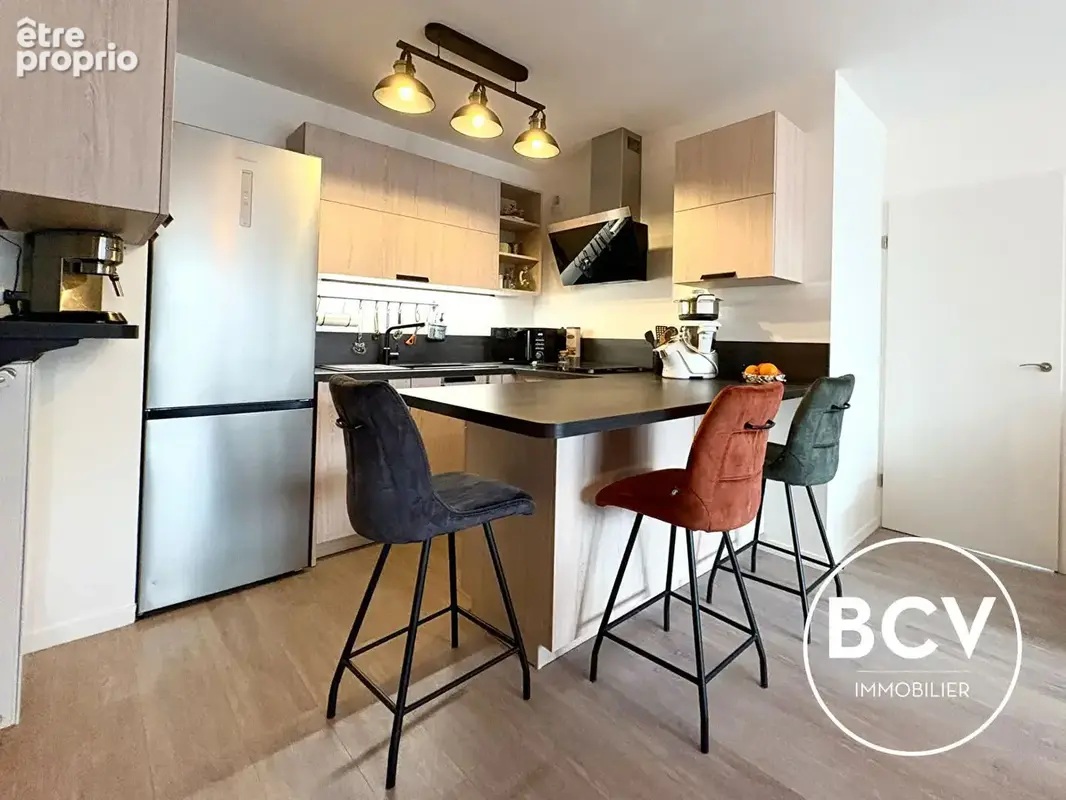 Appartement T4 terrasse, parking intérieur et cave - photo 10