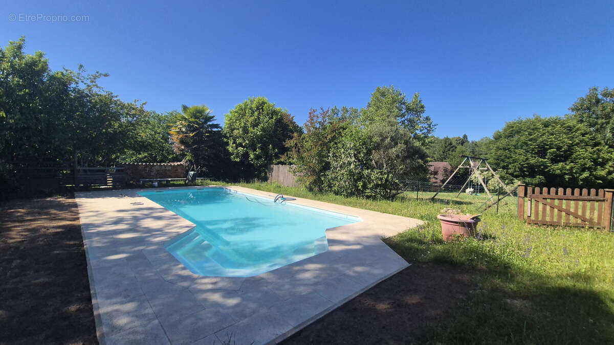 Maison à LES EYZIES-DE-TAYAC-SIREUIL