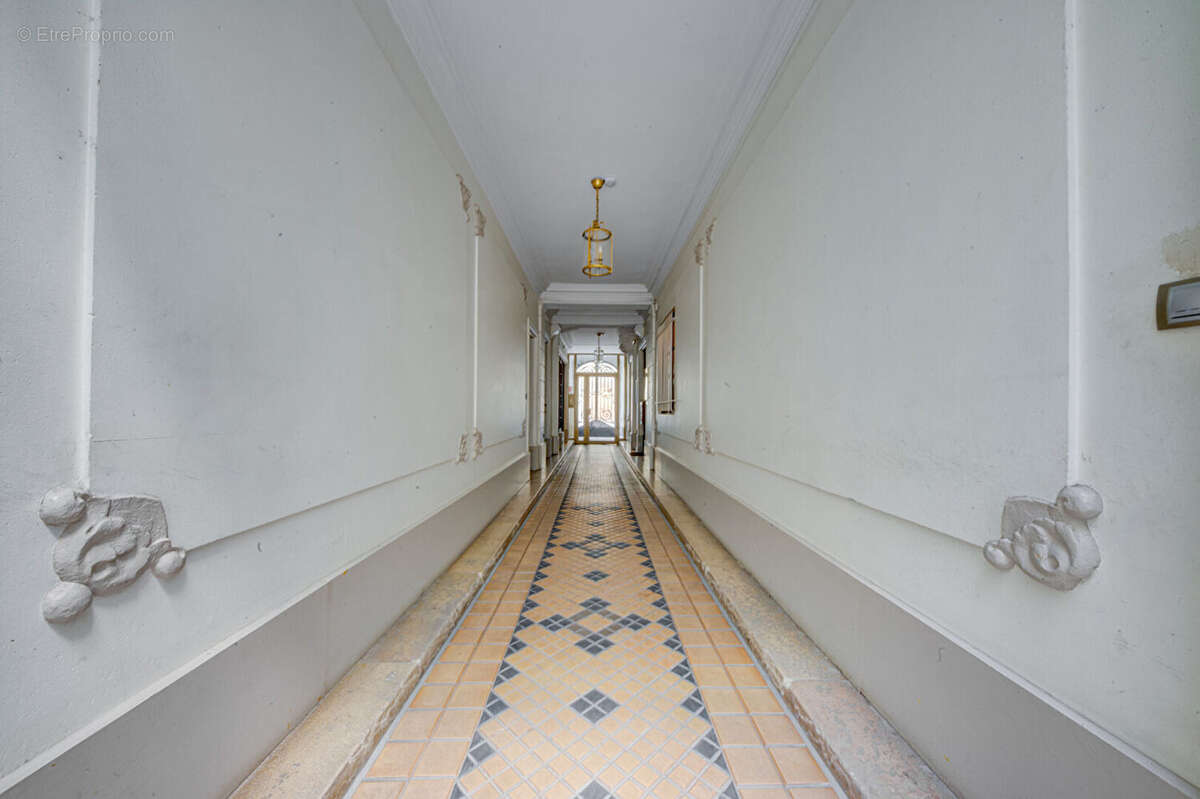 Appartement à PARIS-9E