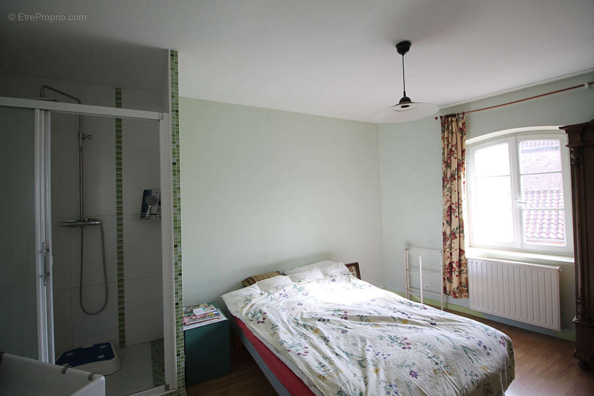 CHAMELET T3 à aménager 109 m² - photo 6
