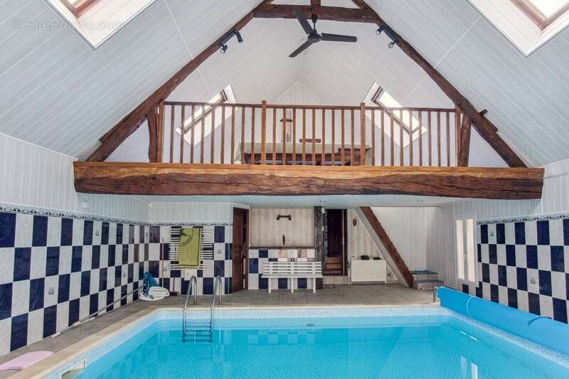 Maison à COULOMMIERS