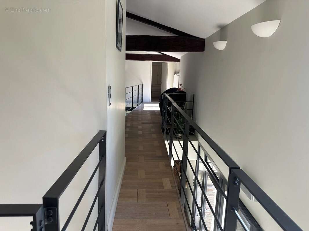 Maison à MONCLAR-DE-QUERCY