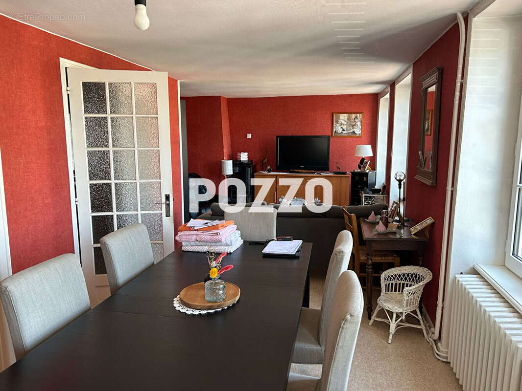 Appartement à SAINT-PAIR-SUR-MER