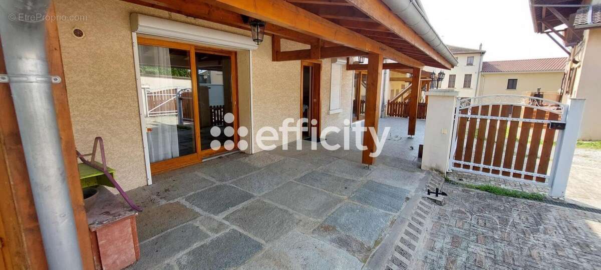 Maison à LES COTES-D'AREY