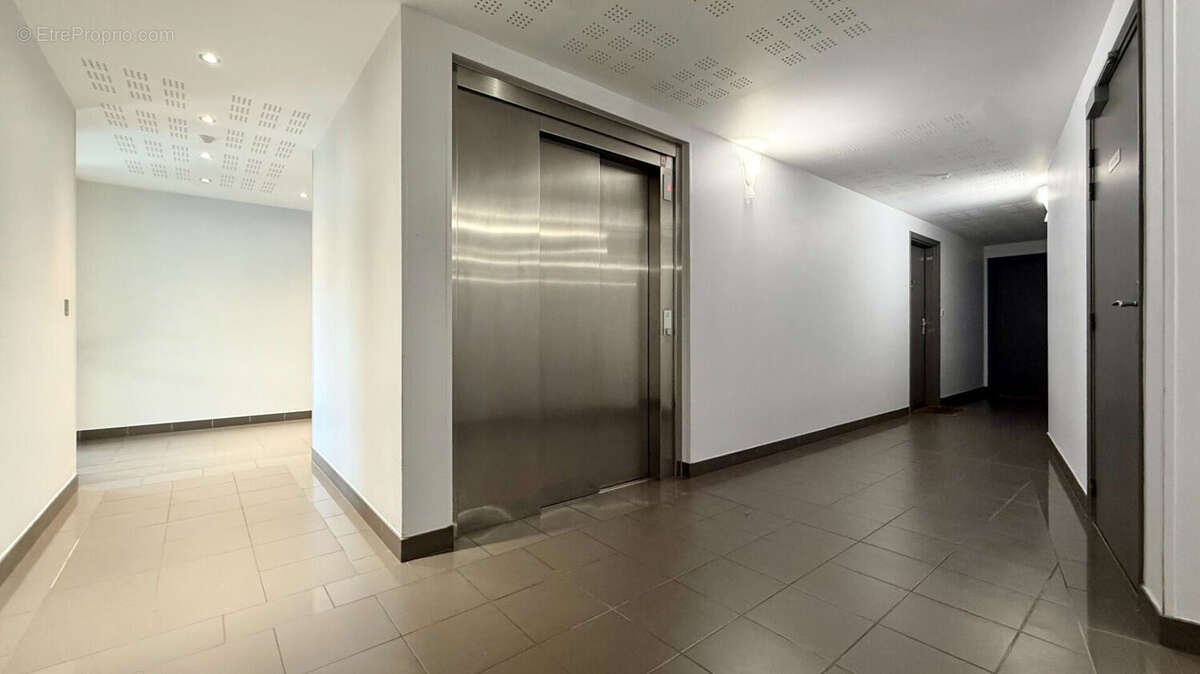 Appartement à CORBEIL-ESSONNES