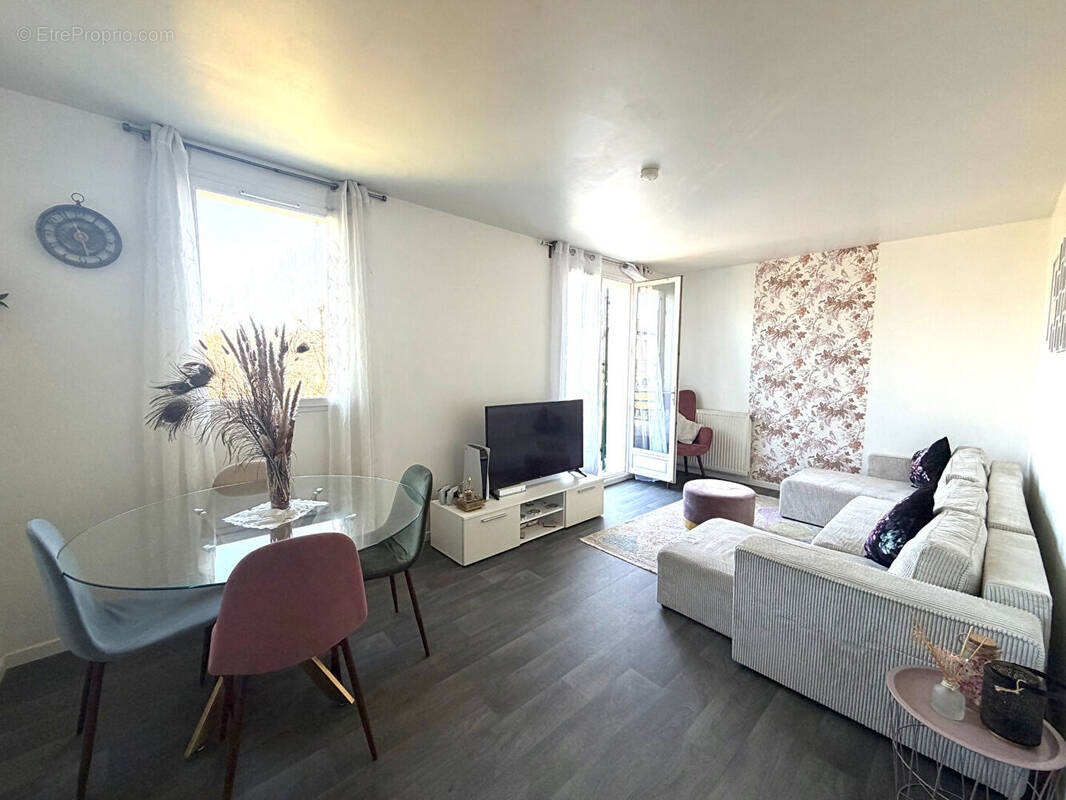 Appartement à SAINT-GRATIEN