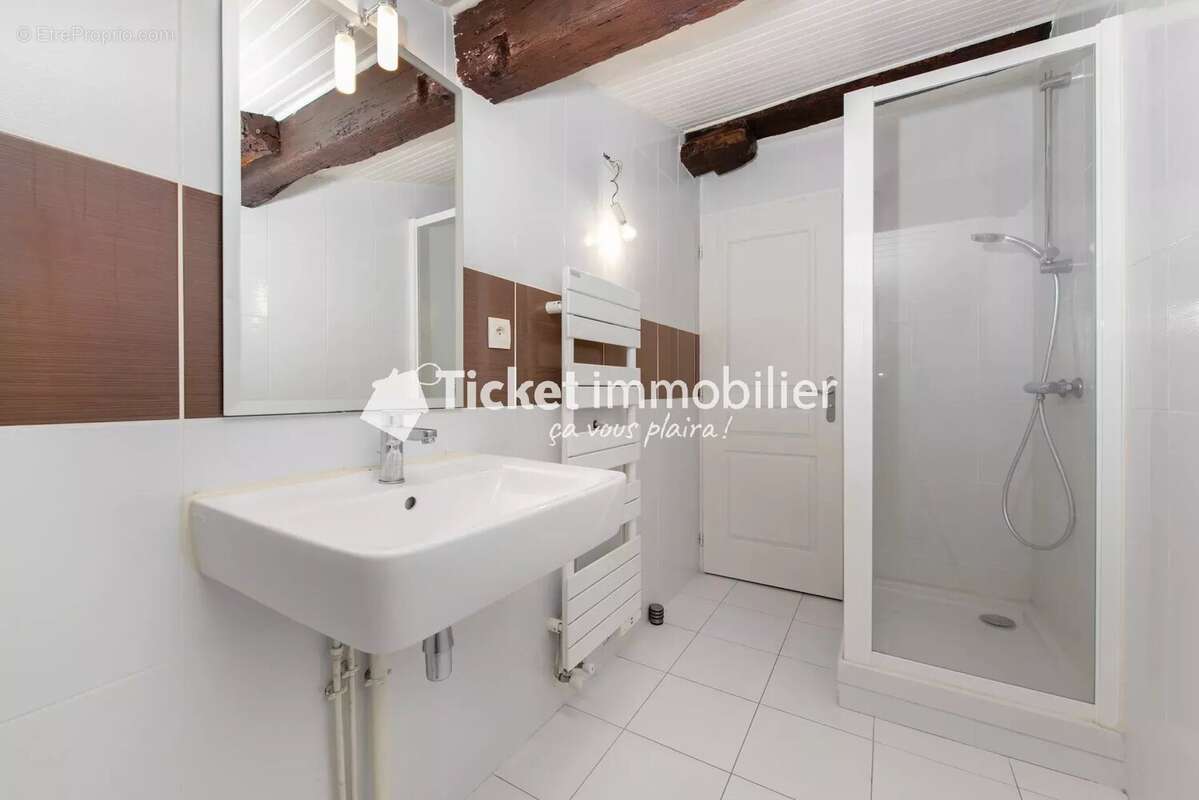 Maison à LE BURGAUD