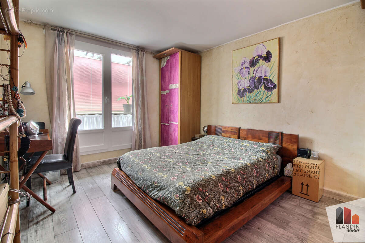 Appartement à LYON-8E