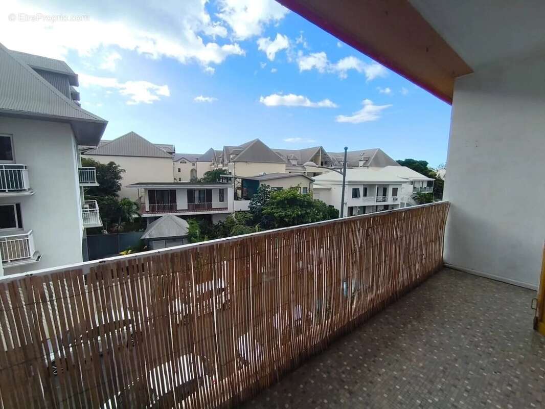 Appartement à SAINT-DENIS