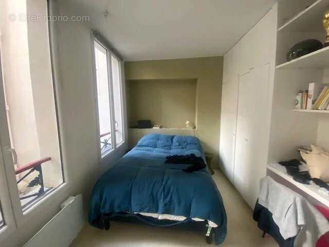 Appartement à PARIS-3E