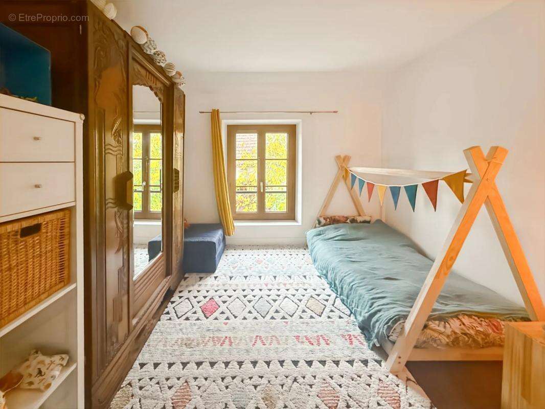 Maison à LIMETZ-VILLEZ