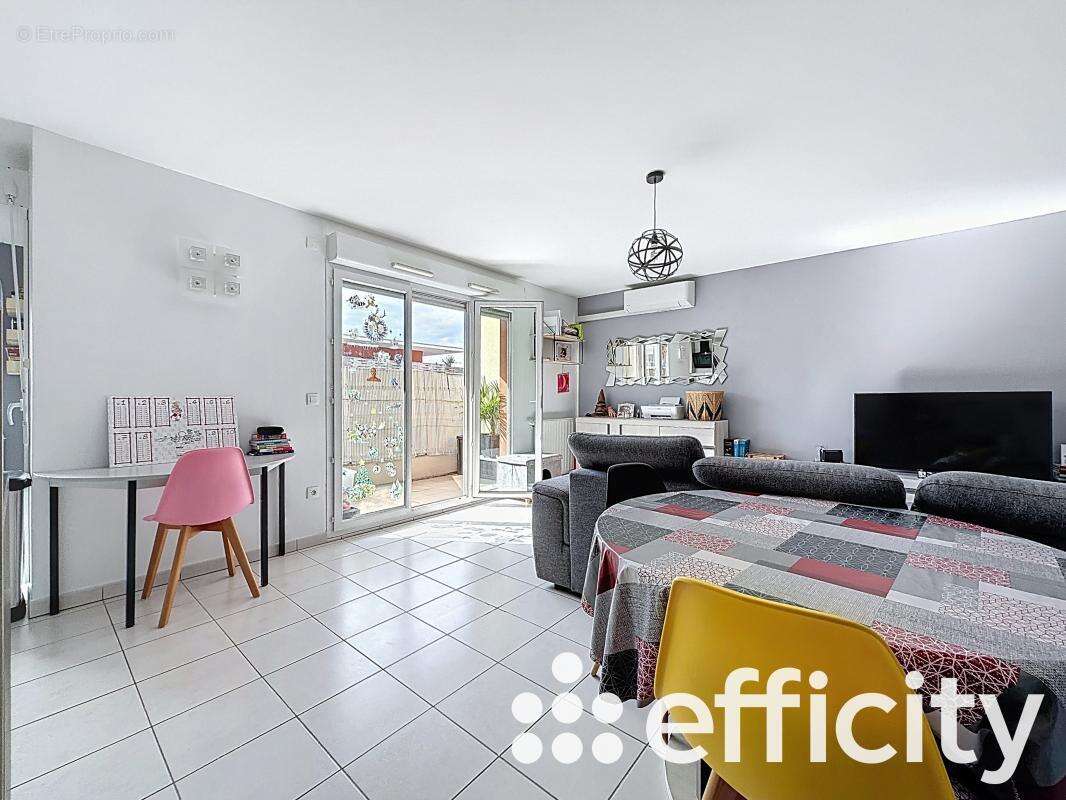 Appartement à FEYZIN