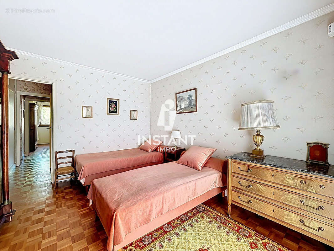 Appartement à SAINT-MAUR-DES-FOSSES