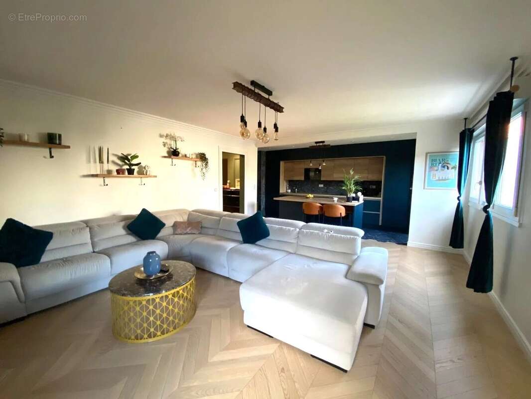 Appartement à VITRY-SUR-SEINE
