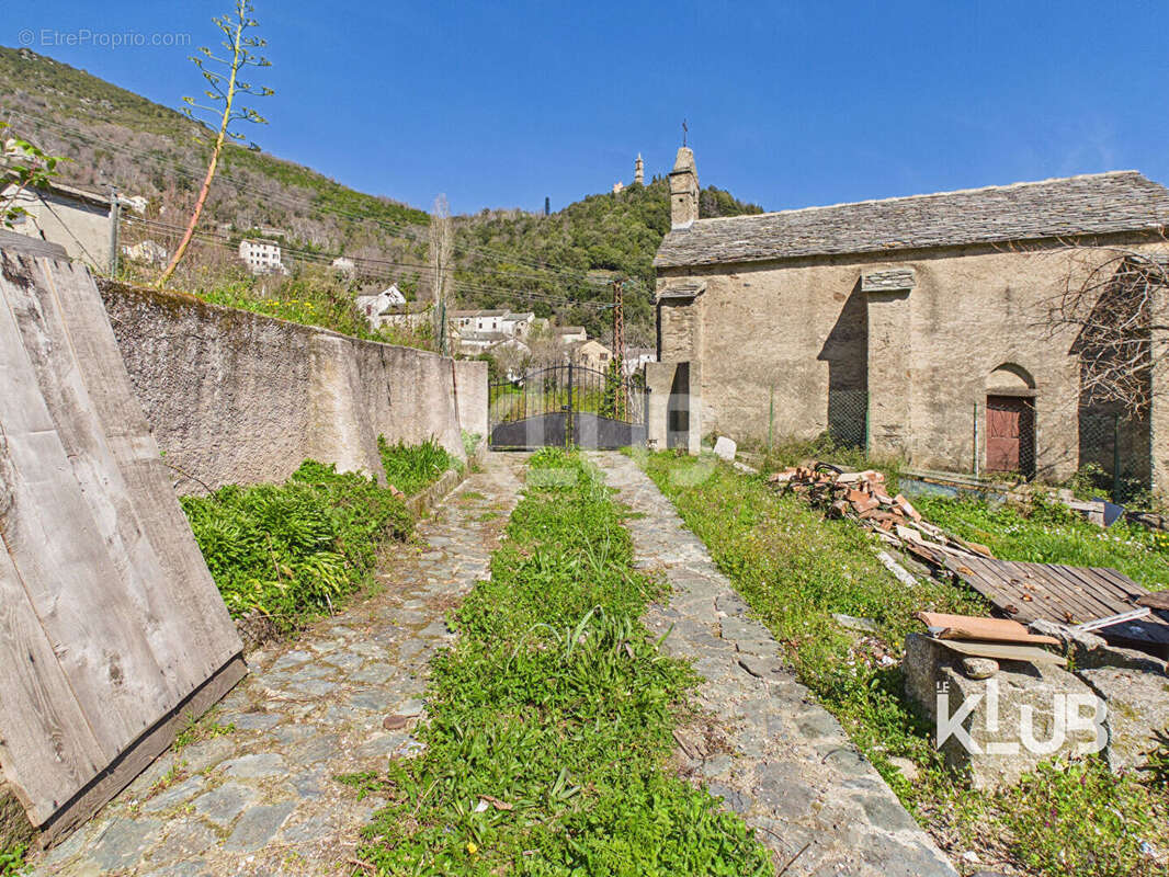 Maison à ORTIPORIO