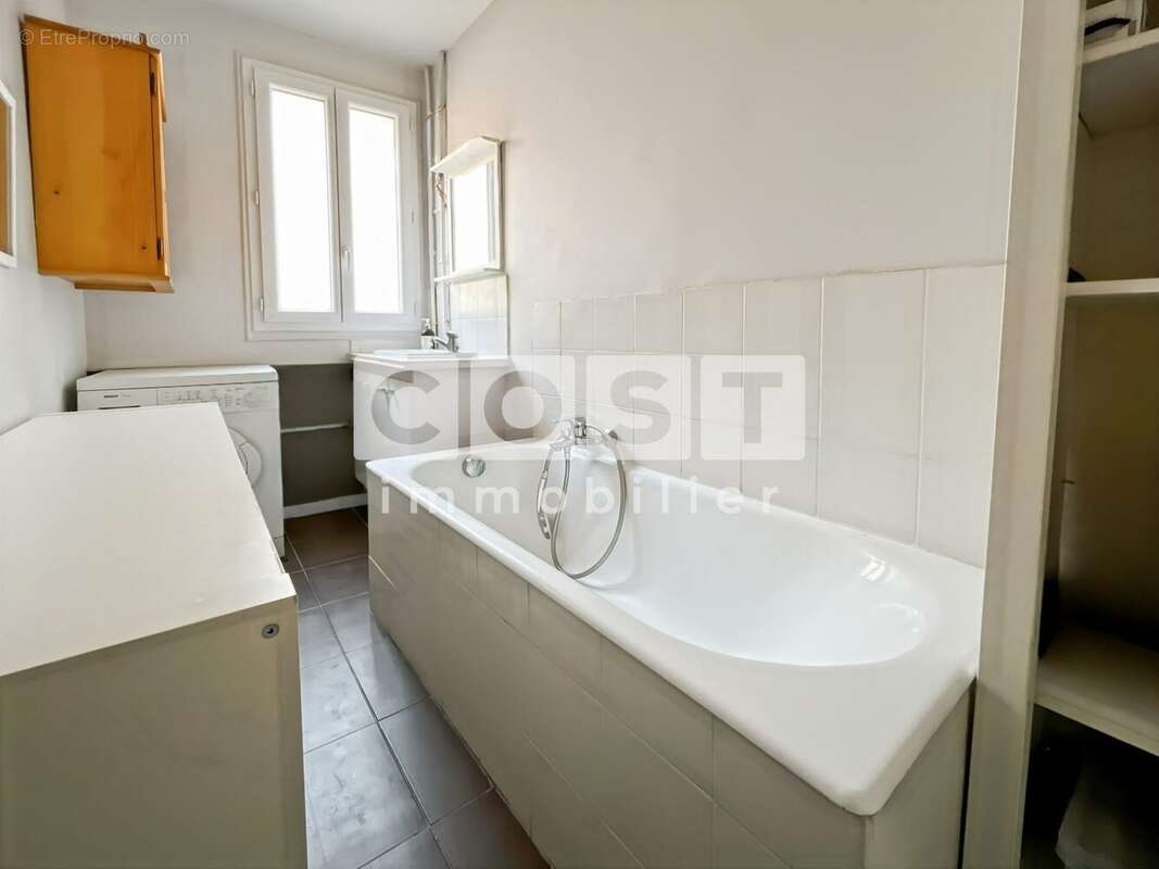 Appartement à ASNIERES-SUR-SEINE