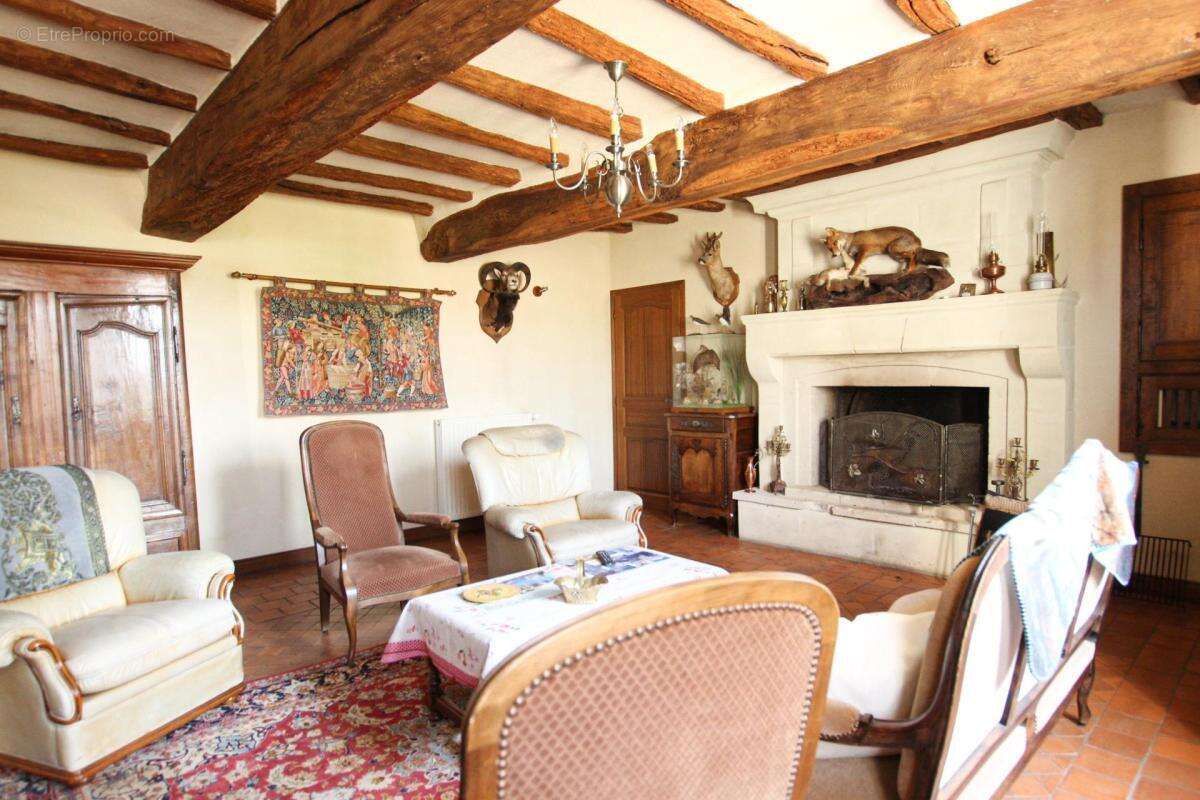 Maison à DOUE-LA-FONTAINE