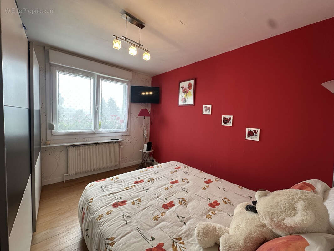 Maison à ETIVAL-CLAIREFONTAINE