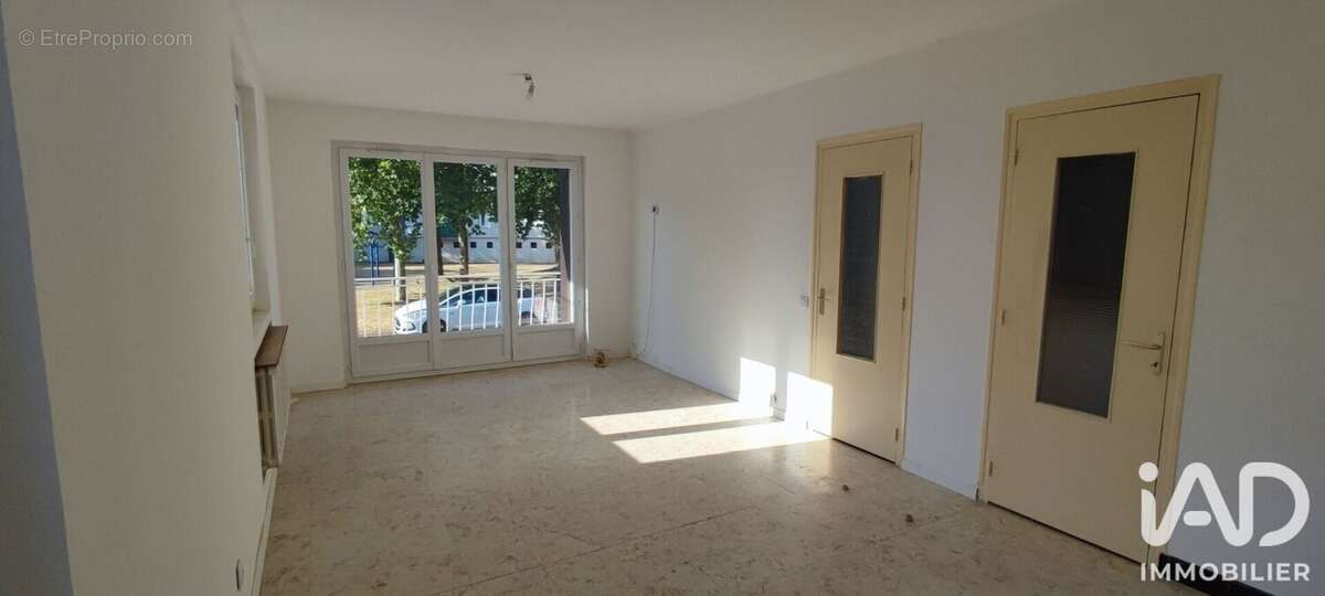 Maison 60 m² à Luce  - photo 3