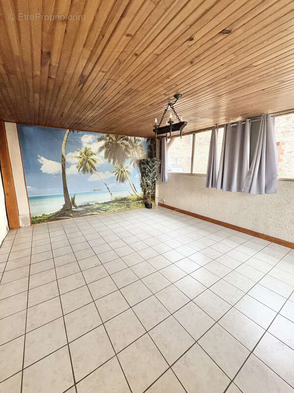 Maison à SAINT-MYON