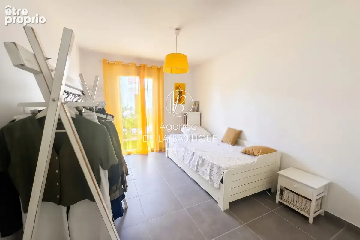 Appartement 3 pièces 60 m² à vendre à Saint-Maximin-La-Sainte-Baume (83470) - photo 8