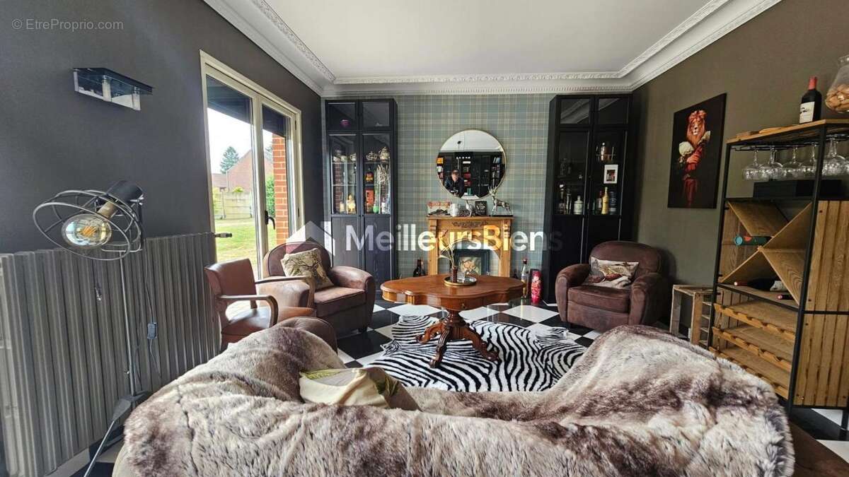 Maison à ENGLEFONTAINE