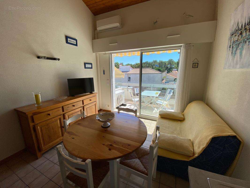 Appartement à LES MATHES