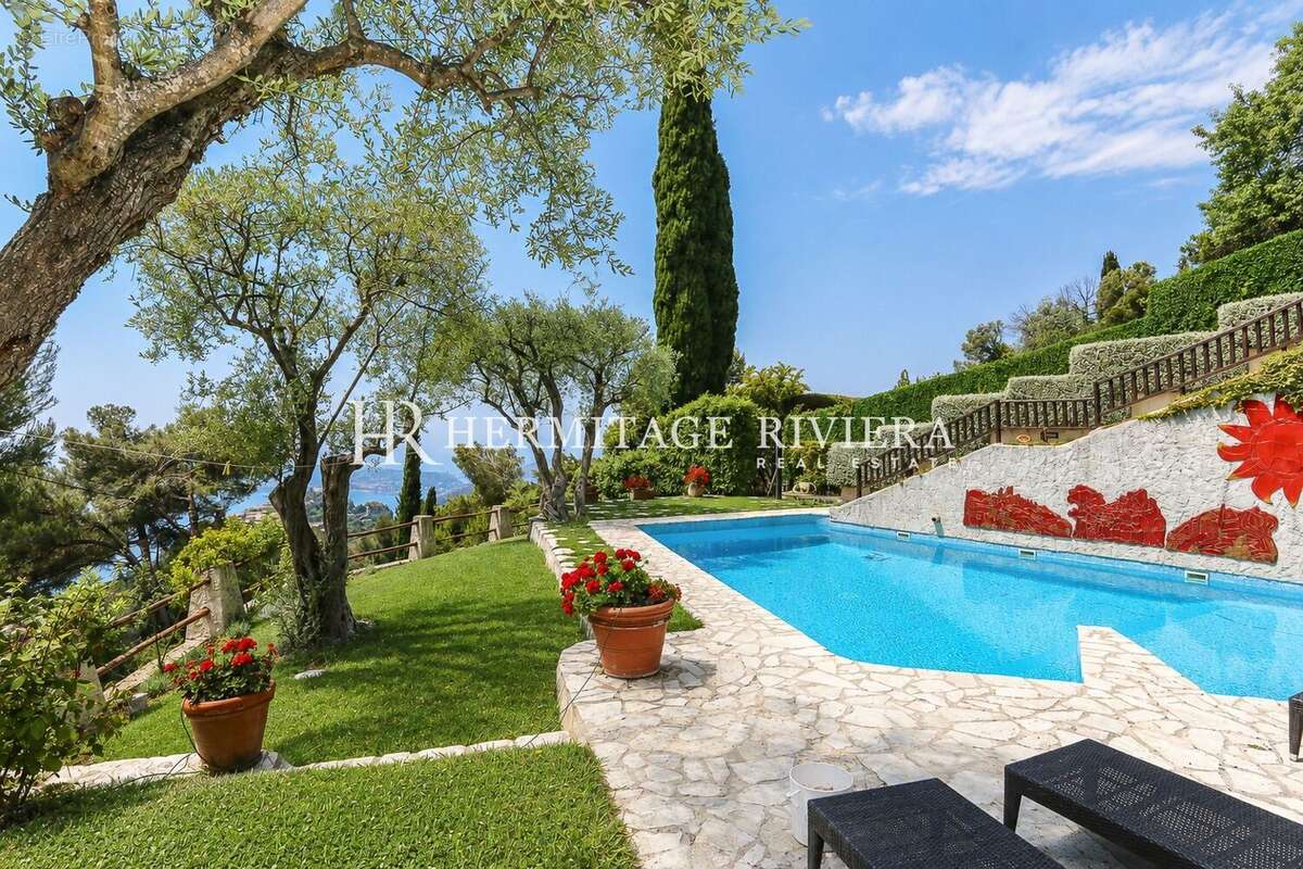 Maison 320 m² à Eze  - photo 3