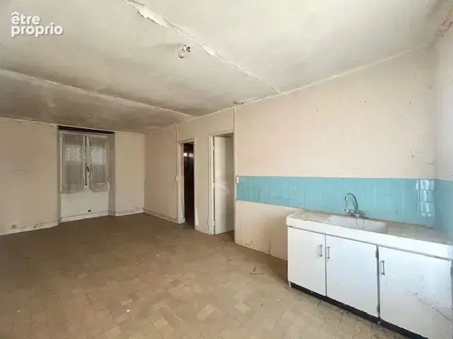 Marcoussis - ensemble immobilier a renover - 210 m2 utiles - grange et dependances - idéal investisseur - photo 4