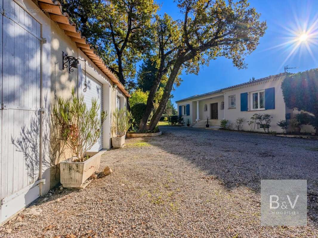 Maison à MOUANS-SARTOUX