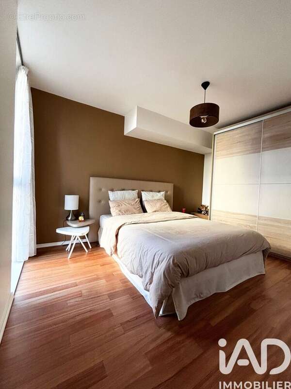 Photo 9 - Appartement à NANTERRE