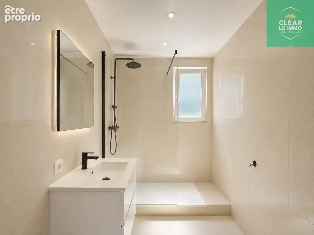 Appartement à CLOUANGE