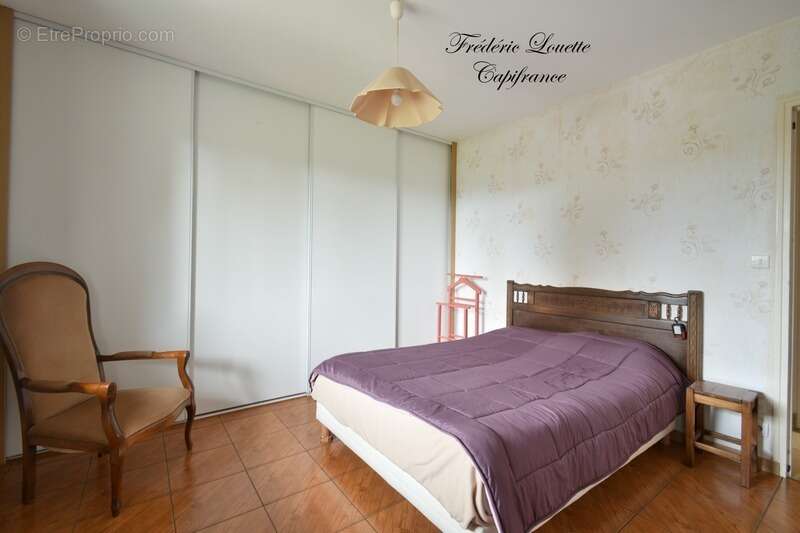 Maison à MONTMORT-LUCY