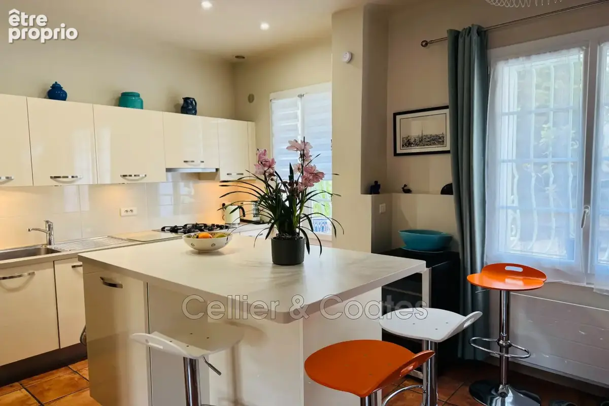 Maison 100 m² à Bormes-Les-Mimosas  - photo 4