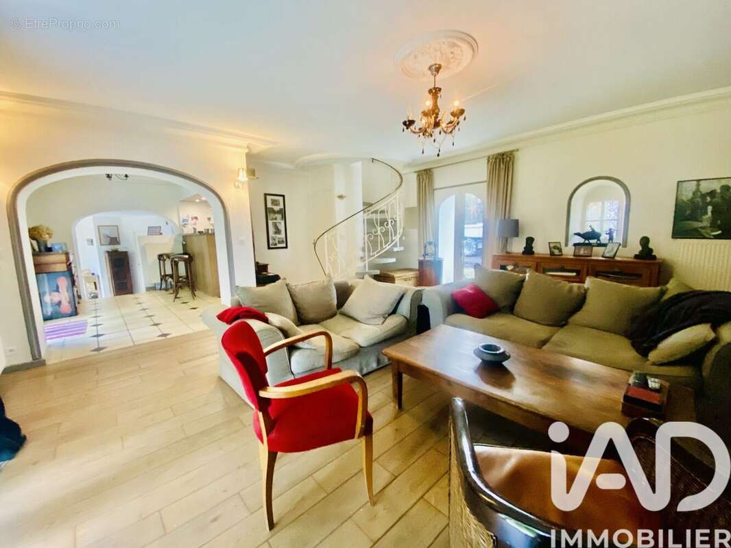Maison 144 m² à Saint-Andre-Des-Eaux  - photo 9
