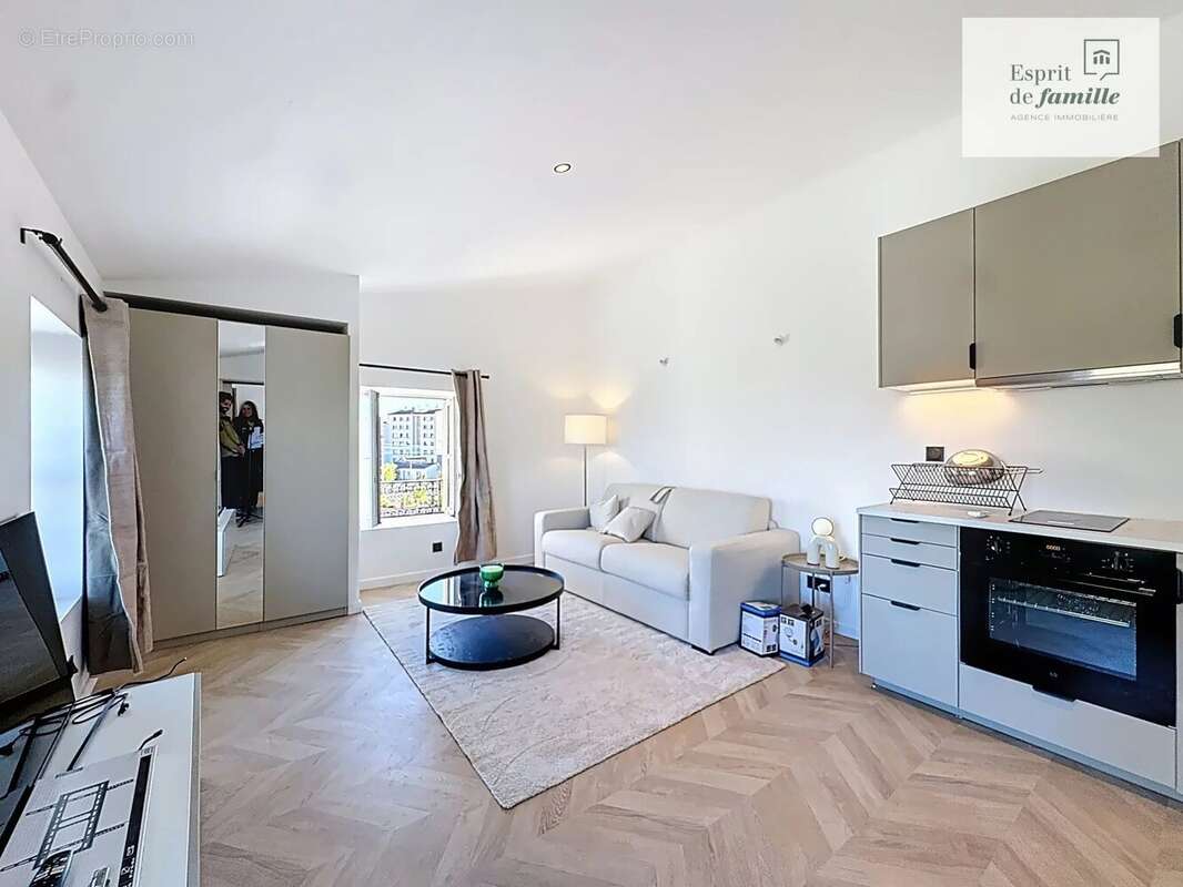 Appartement à LYON-9E