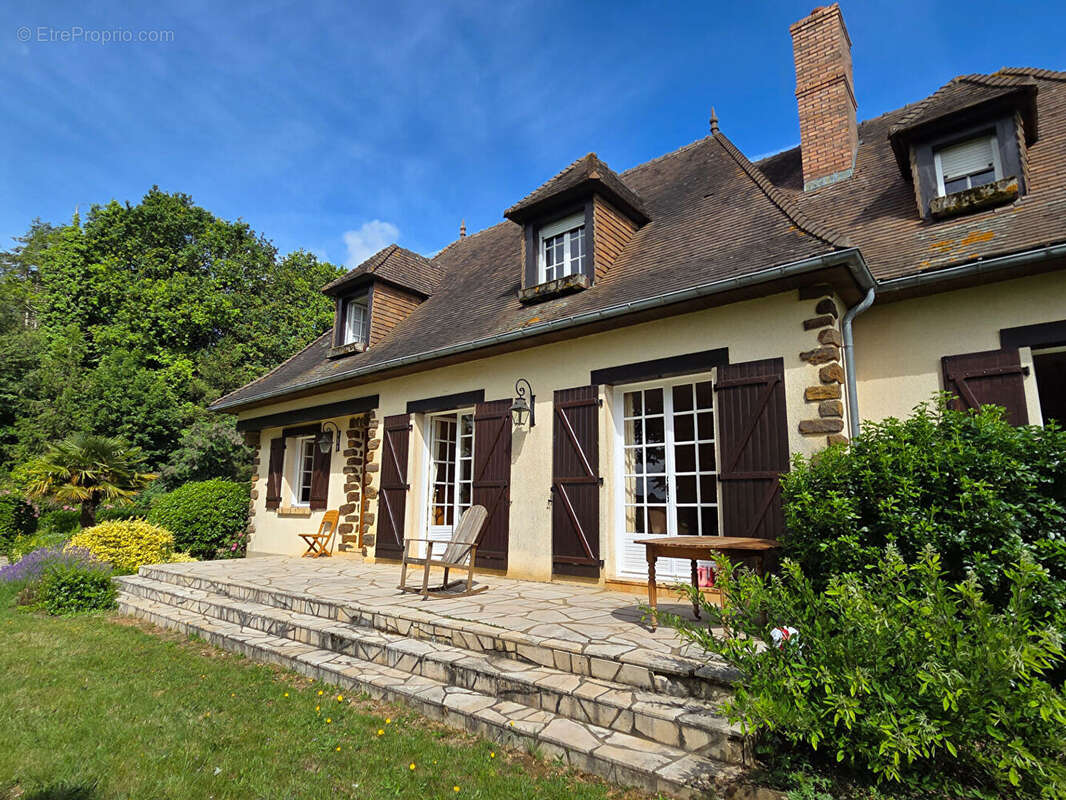 Belle maison familiale sur sous-sol total à Sainte-Sabine-sur-Longève - photo 17