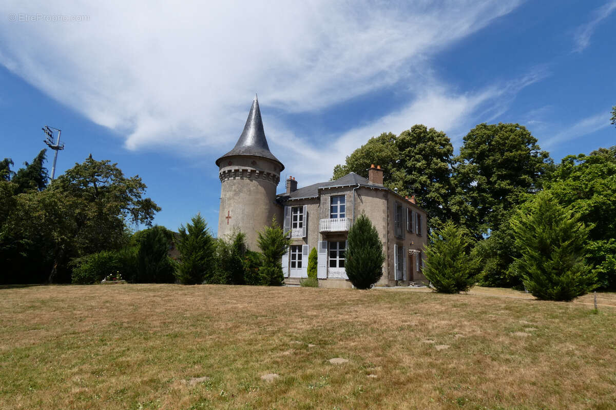 Maison à GUERET