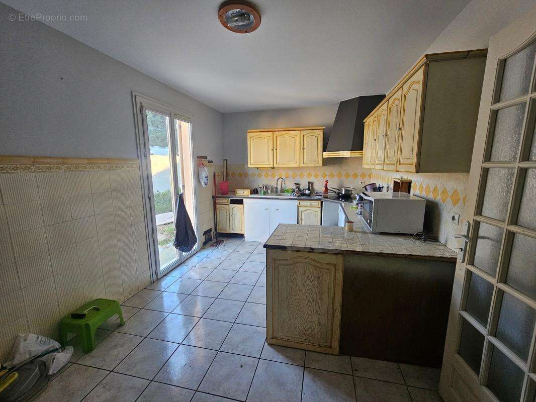 Maison à SAINT-VICTORET