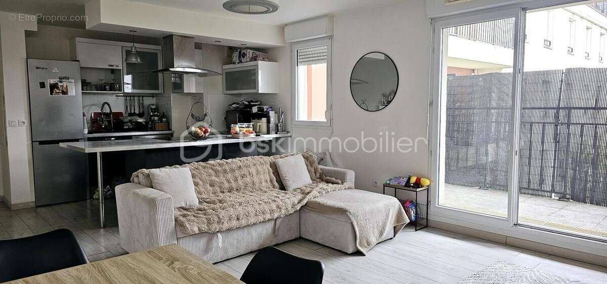 Appartement à ROSNY-SOUS-BOIS